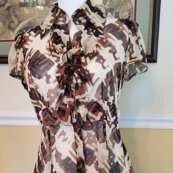 Diane Von Furstenberg Tops - Diane Von Furstenberg Silk Blouse Size 10